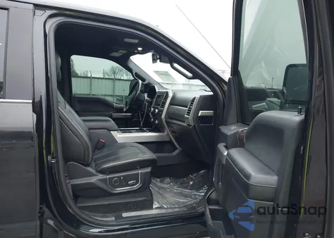 2017 Ford F-250 Platinum z USA, uszkodzony, nr VIN 1FT7W2BT7HEE68659